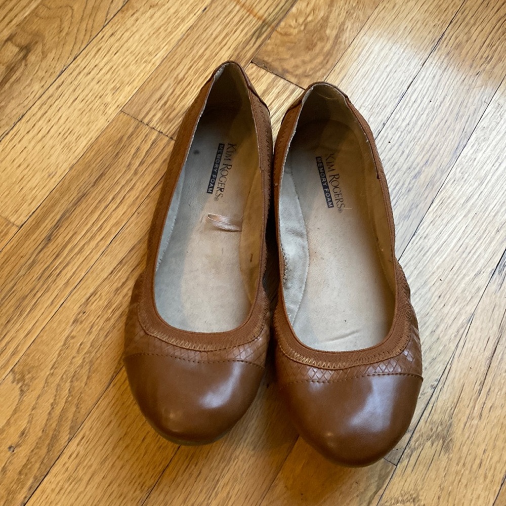 Kim Rogers flats